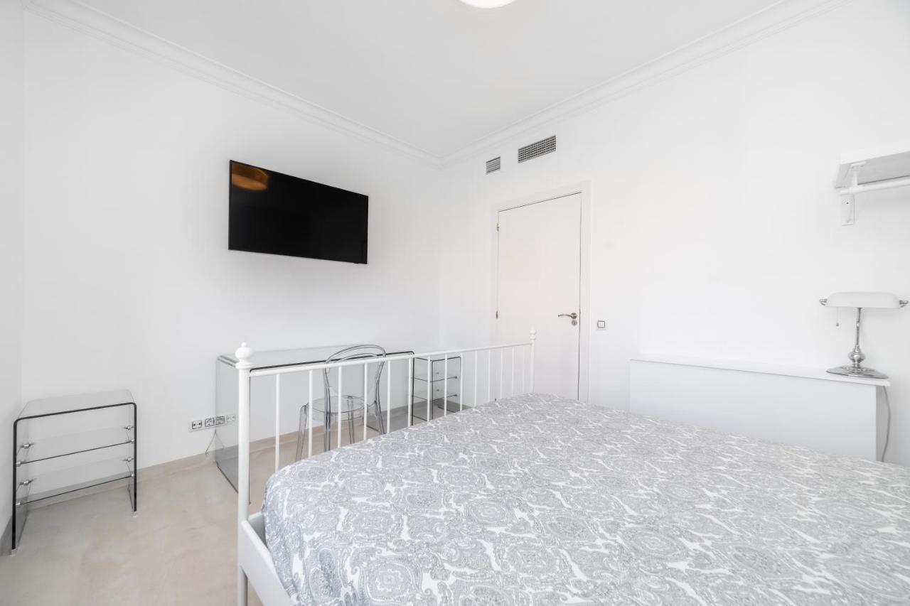 Apartament Granvia732 Barcelona Zewnętrze zdjęcie